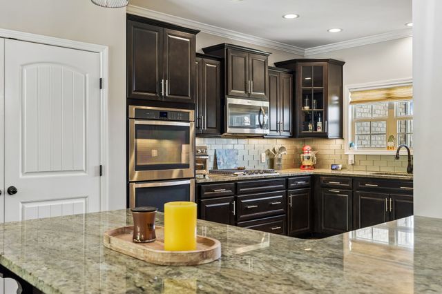 1067 Caballo Trl, Gallatin, TN 37066