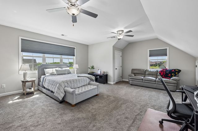 1067 Caballo Trl, Gallatin, TN 37066