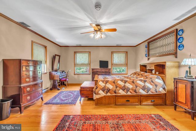 1217 CHEW RD, Waterford Works, NJ 08089
