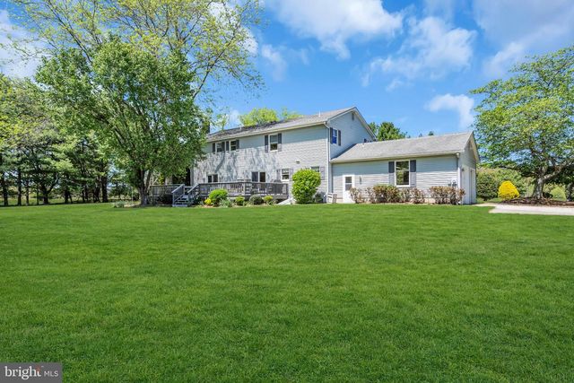 1217 CHEW RD, Waterford Works, NJ 08089