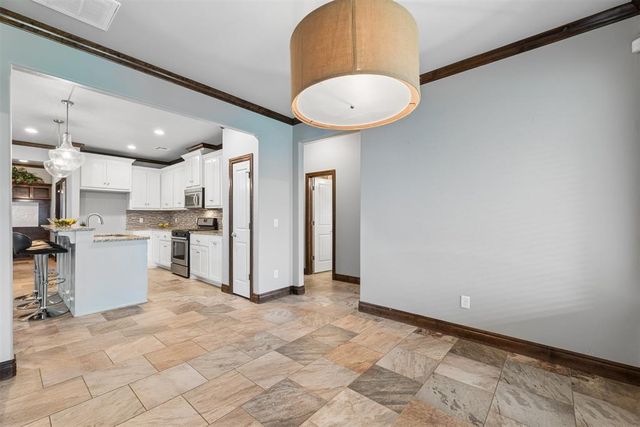 18505 Maidstone Lane, Edmond, OK 73012
