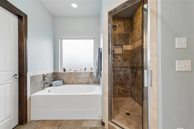 18505 Maidstone Lane, Edmond, OK 73012