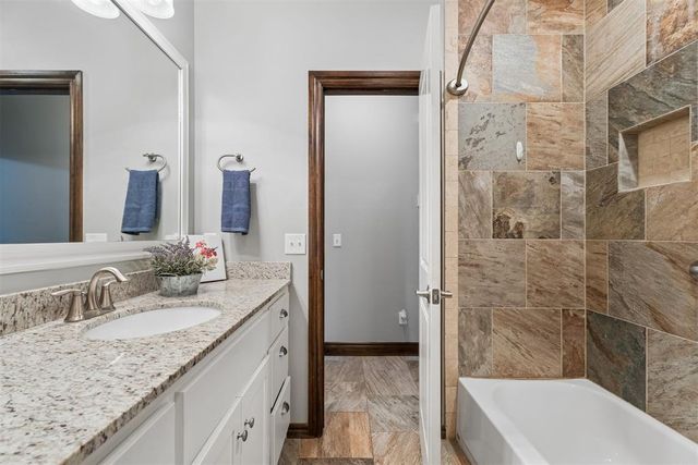 18505 Maidstone Lane, Edmond, OK 73012