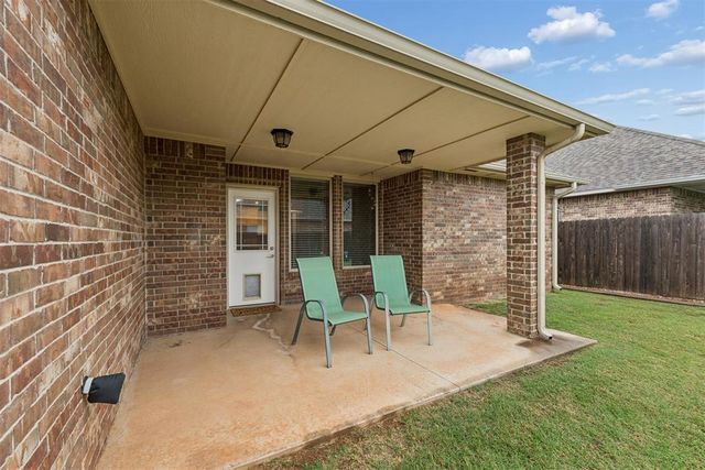 18505 Maidstone Lane, Edmond, OK 73012