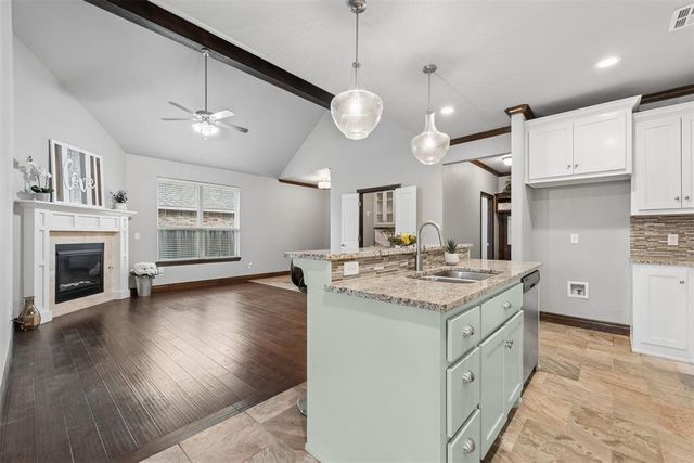 18505 Maidstone Lane, Edmond, OK 73012