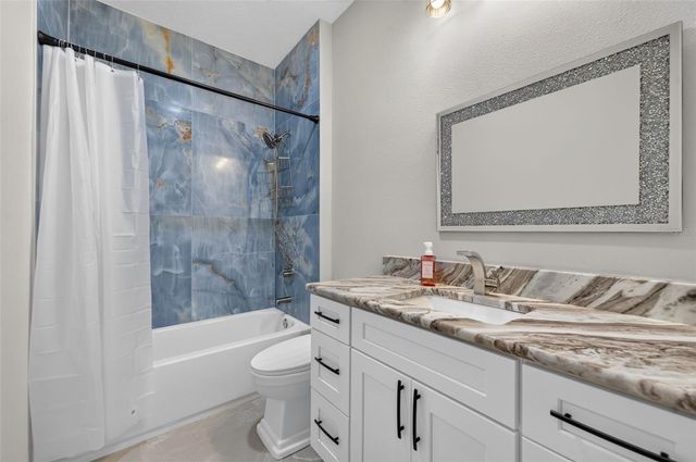 1309 S CENTER STREET, Eustis, FL 32726