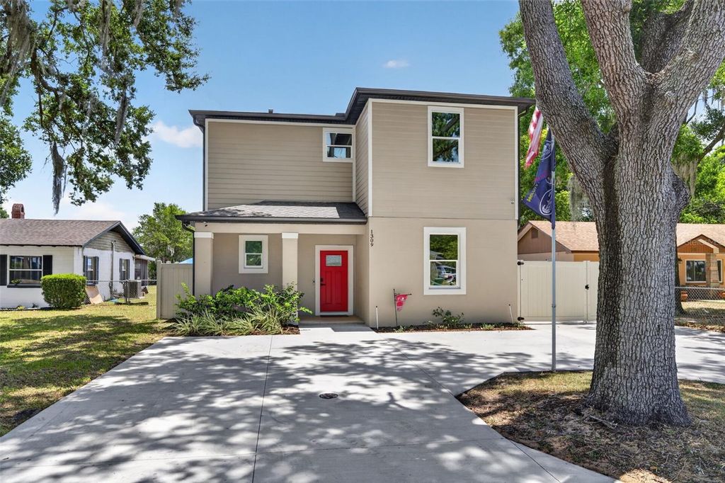 1309 S CENTER STREET, Eustis, FL 32726