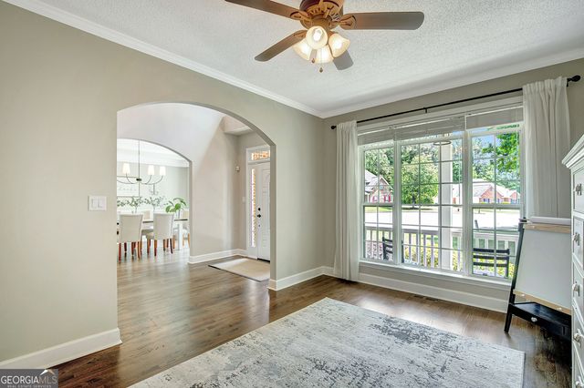 305 Mary Delores Court, Senoia, GA 30276