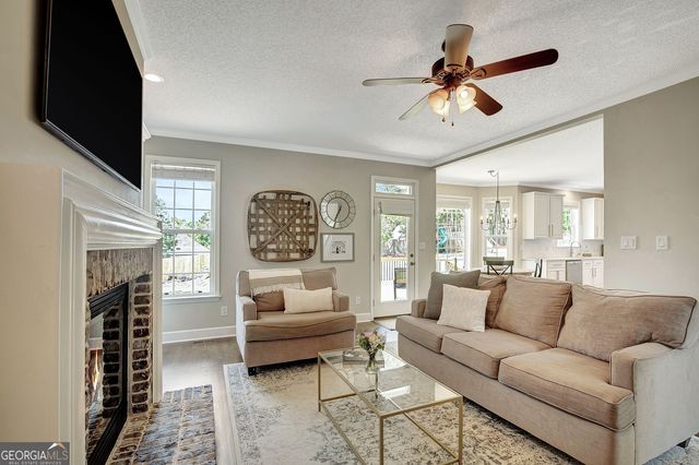 305 Mary Delores Court, Senoia, GA 30276