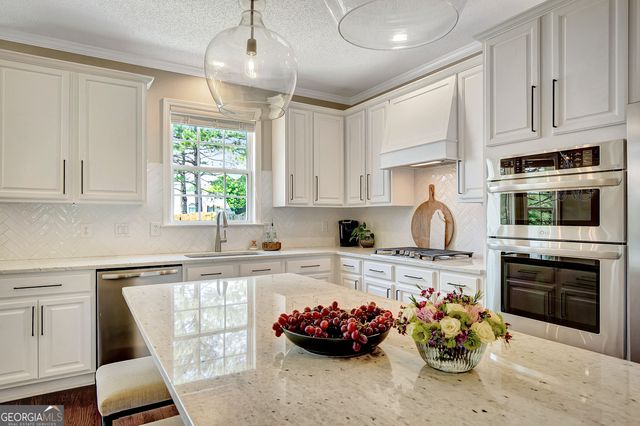305 Mary Delores Court, Senoia, GA 30276
