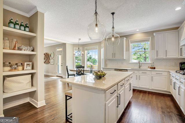 305 Mary Delores Court, Senoia, GA 30276