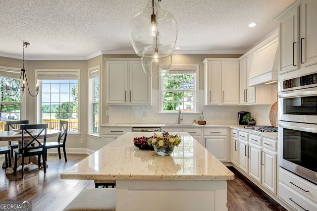 305 Mary Delores Court, Senoia, GA 30276