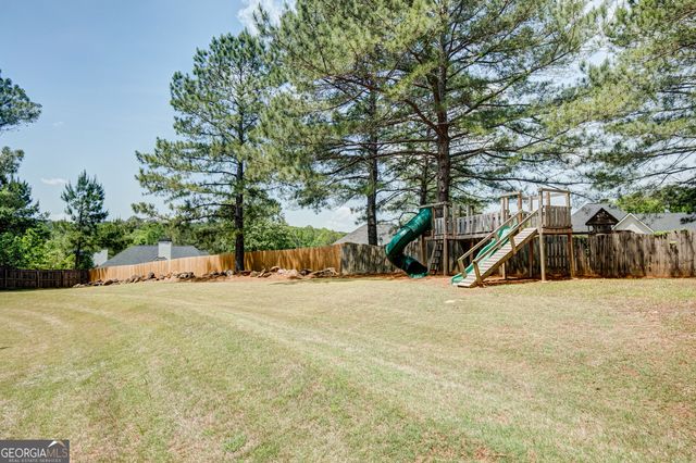 305 Mary Delores Court, Senoia, GA 30276