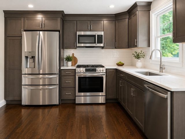 23 Ledgewood Drive, Canton, MA 02021