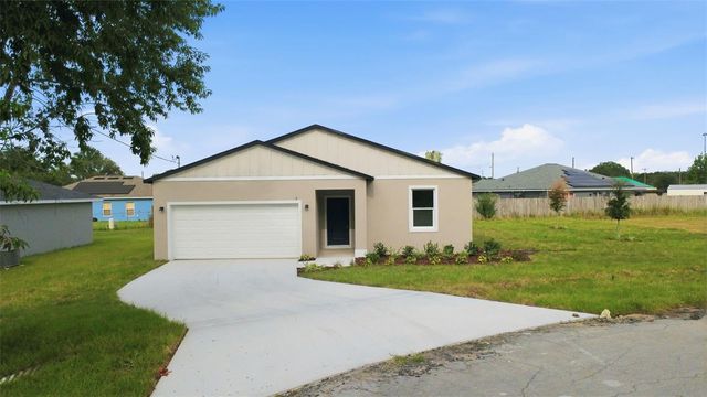 7 PINE COURSE TRAIL, Ocala, FL 34472