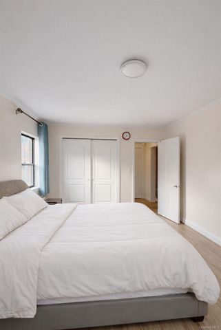 21306 75 Avenue 4P, Bayside, NY 11364