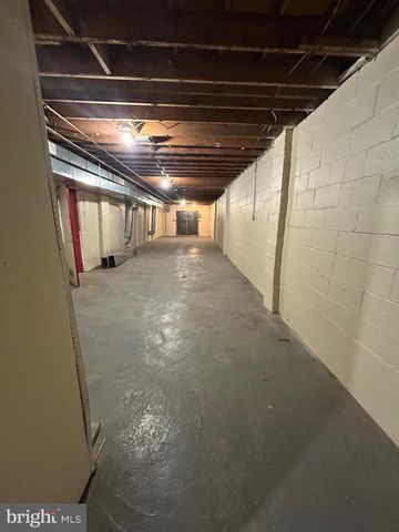 2305 MCELDERRY ST, Baltimore, MD 21205