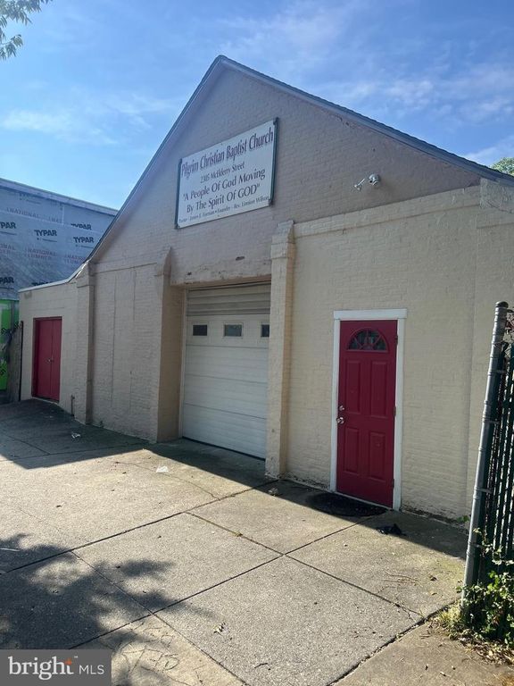 2305 MCELDERRY ST, Baltimore, MD 21205