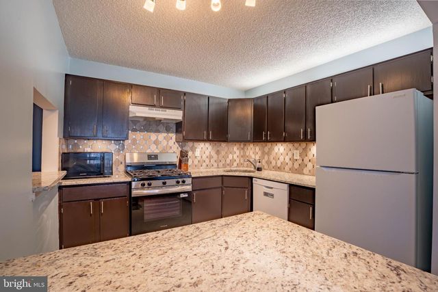 35 JOYNER CT, Lawrenceville, NJ 08648