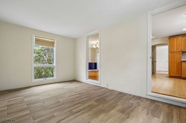 636 Rahway Ave, Westfield Town, NJ 07090