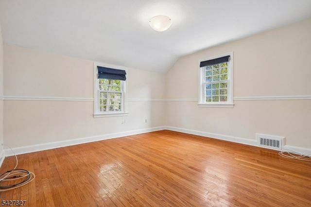 636 Rahway Ave, Westfield Town, NJ 07090