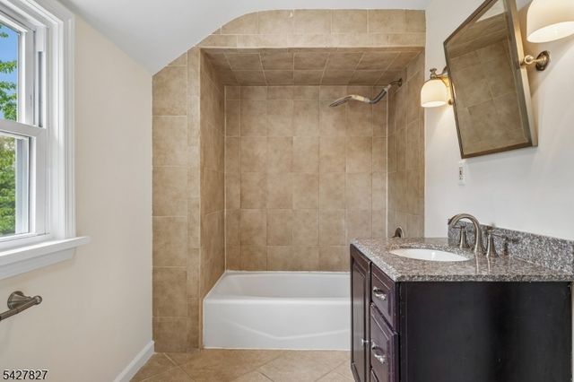 636 Rahway Ave, Westfield Town, NJ 07090