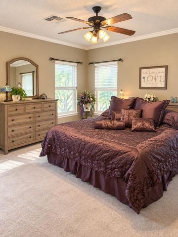 307 Standing Oaks Lane, Sealy, TX 77474