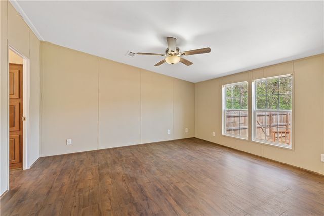 1120 Sandy Cove Drive, Bryan, TX 77807