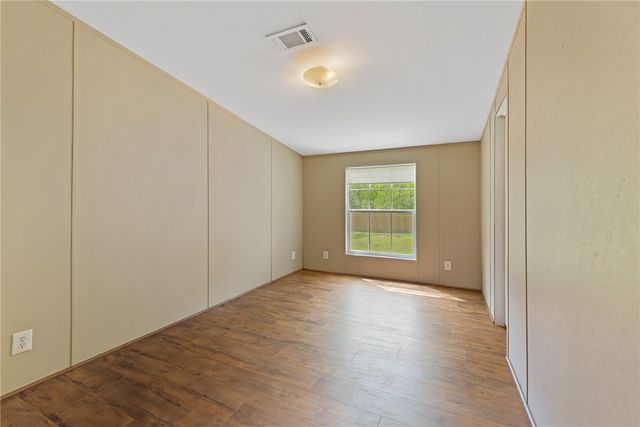 1120 Sandy Cove Drive, Bryan, TX 77807