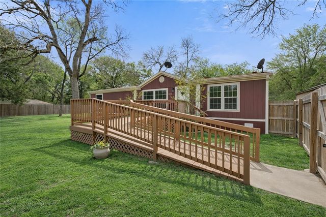 1120 Sandy Cove Drive, Bryan, TX 77807