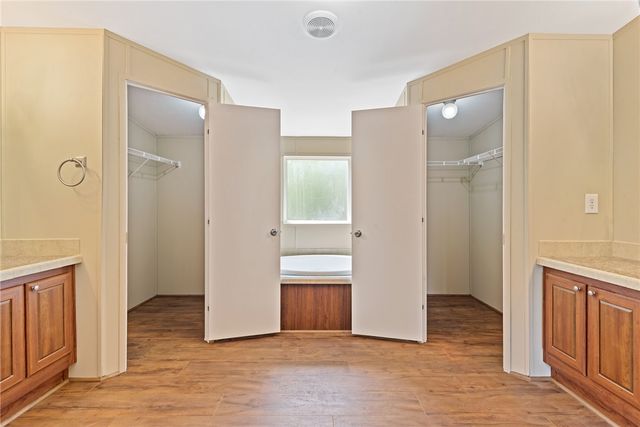 1120 Sandy Cove Drive, Bryan, TX 77807