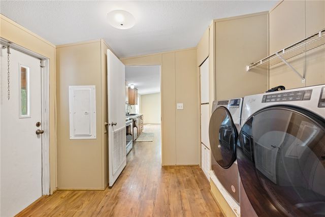 1120 Sandy Cove Drive, Bryan, TX 77807