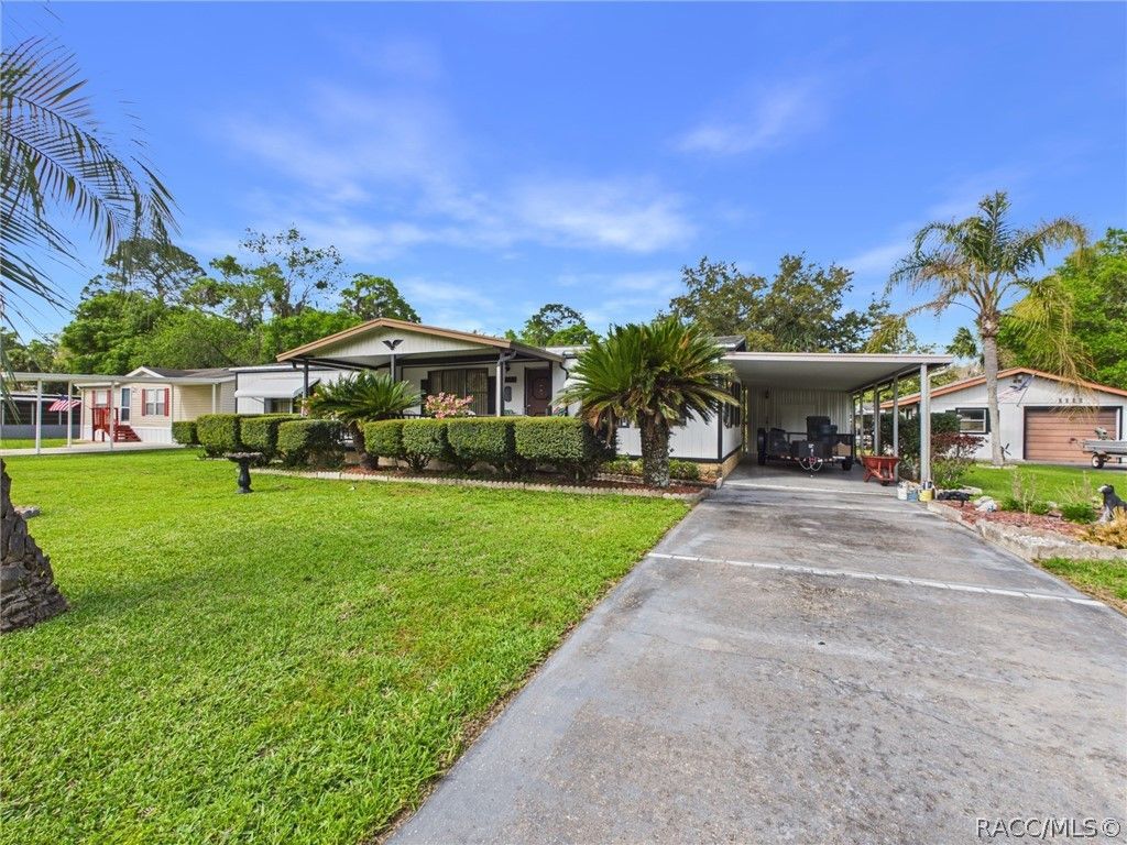 2588 N Lantern Terrace, Hernando, FL 34442