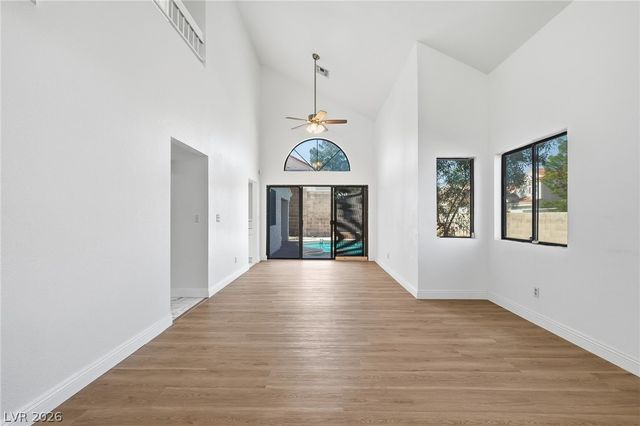 137 Wynntry Drive, Henderson, NV 89074