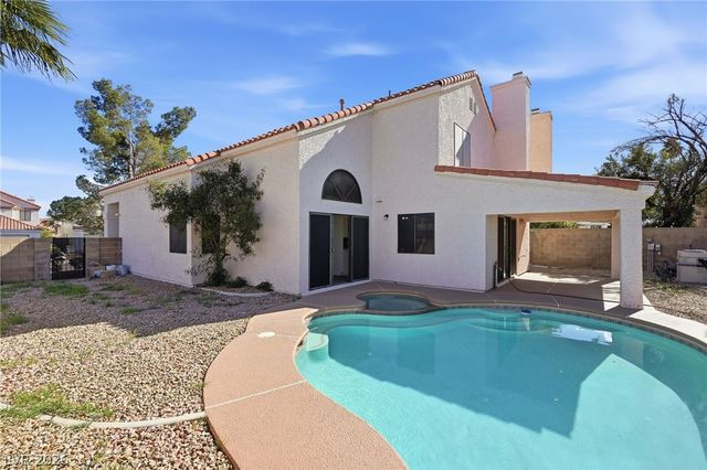 137 Wynntry Drive, Henderson, NV 89074