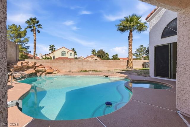 137 Wynntry Drive, Henderson, NV 89074