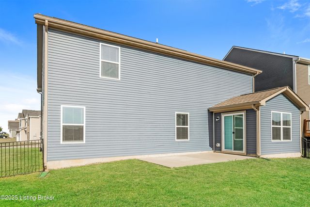 1213 Johnson Ridge Rd, Louisville, KY 40245