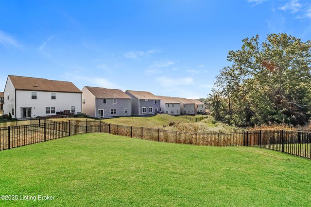 1213 Johnson Ridge Rd, Louisville, KY 40245