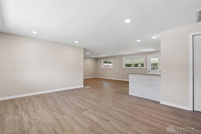 5660 Tomberg Street, Huber Heights, OH 45424