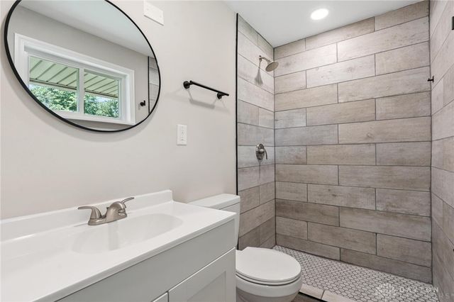 5660 Tomberg Street, Huber Heights, OH 45424