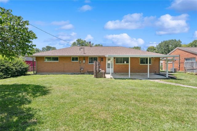 5660 Tomberg Street, Huber Heights, OH 45424