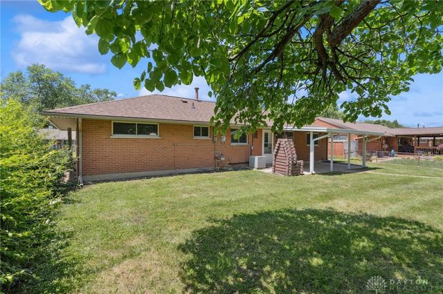 5660 Tomberg Street, Huber Heights, OH 45424