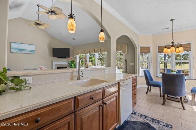 110 Ravennaside Drive NW, Calabash, NC 28467