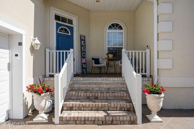 110 Ravennaside Drive NW, Calabash, NC 28467