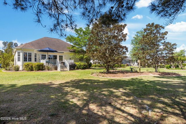 110 Ravennaside Drive NW, Calabash, NC 28467