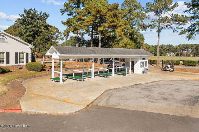 110 Ravennaside Drive NW, Calabash, NC 28467