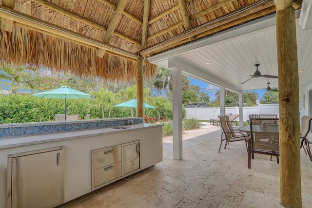27 WILLOW Road, Tequesta, FL 33469