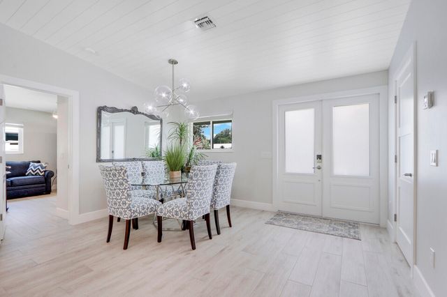 27 WILLOW Road, Tequesta, FL 33469