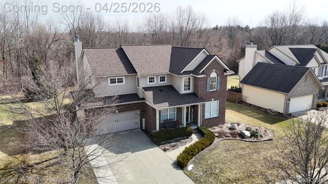 1758 Four Seasons Drive, Hartland Township, MI 48843