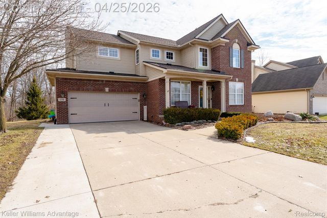 1758 Four Seasons Drive, Hartland Township, MI 48843